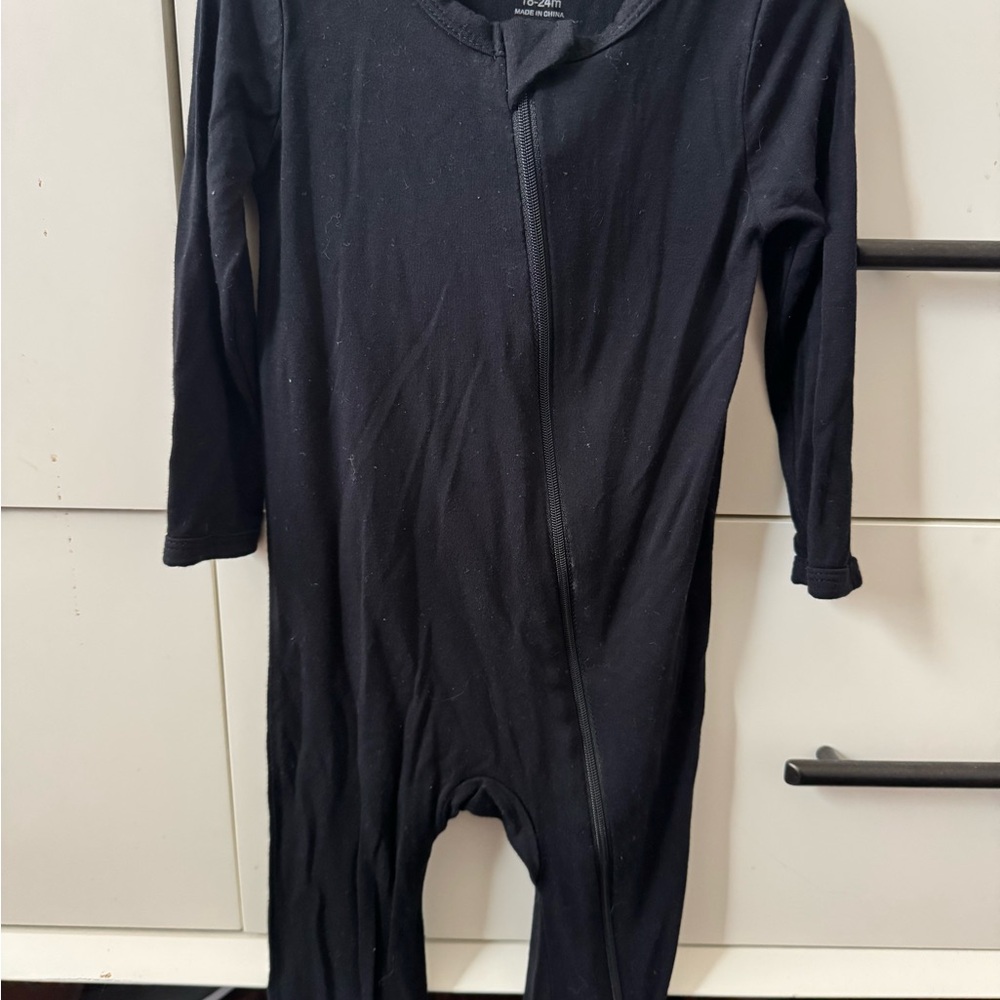 Kyte Baby Midnight Zip Romper VGUC
